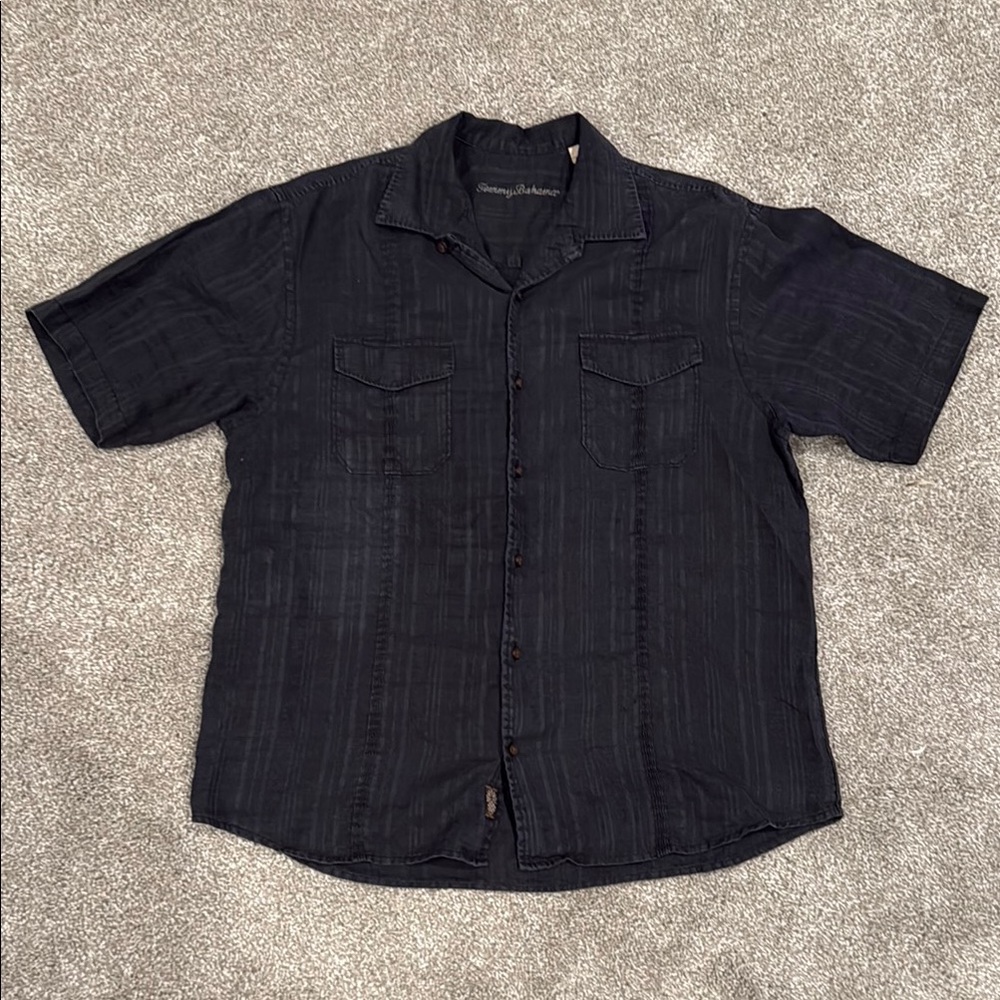 Large men’s Tommy Bahama button down shirt
